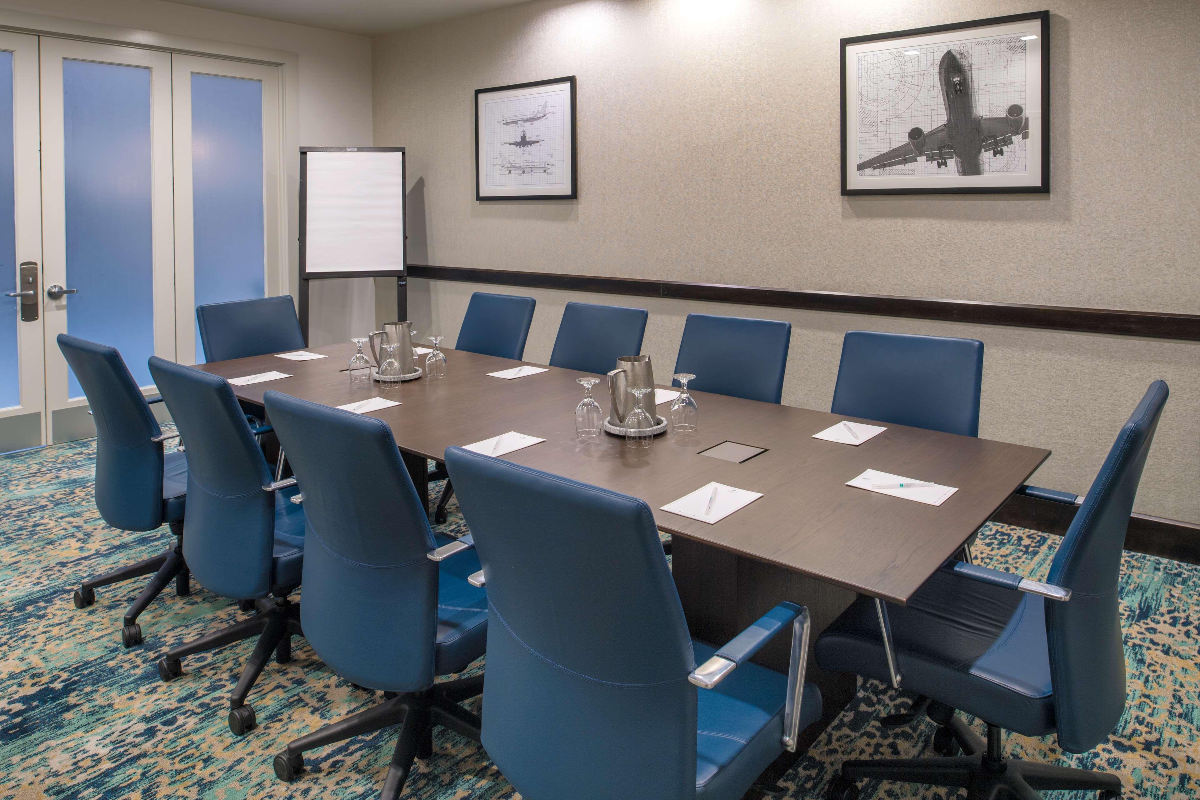 Embassy Suites By Hilton Seattle - Tacoma International Airport Tukwila Esterno foto
