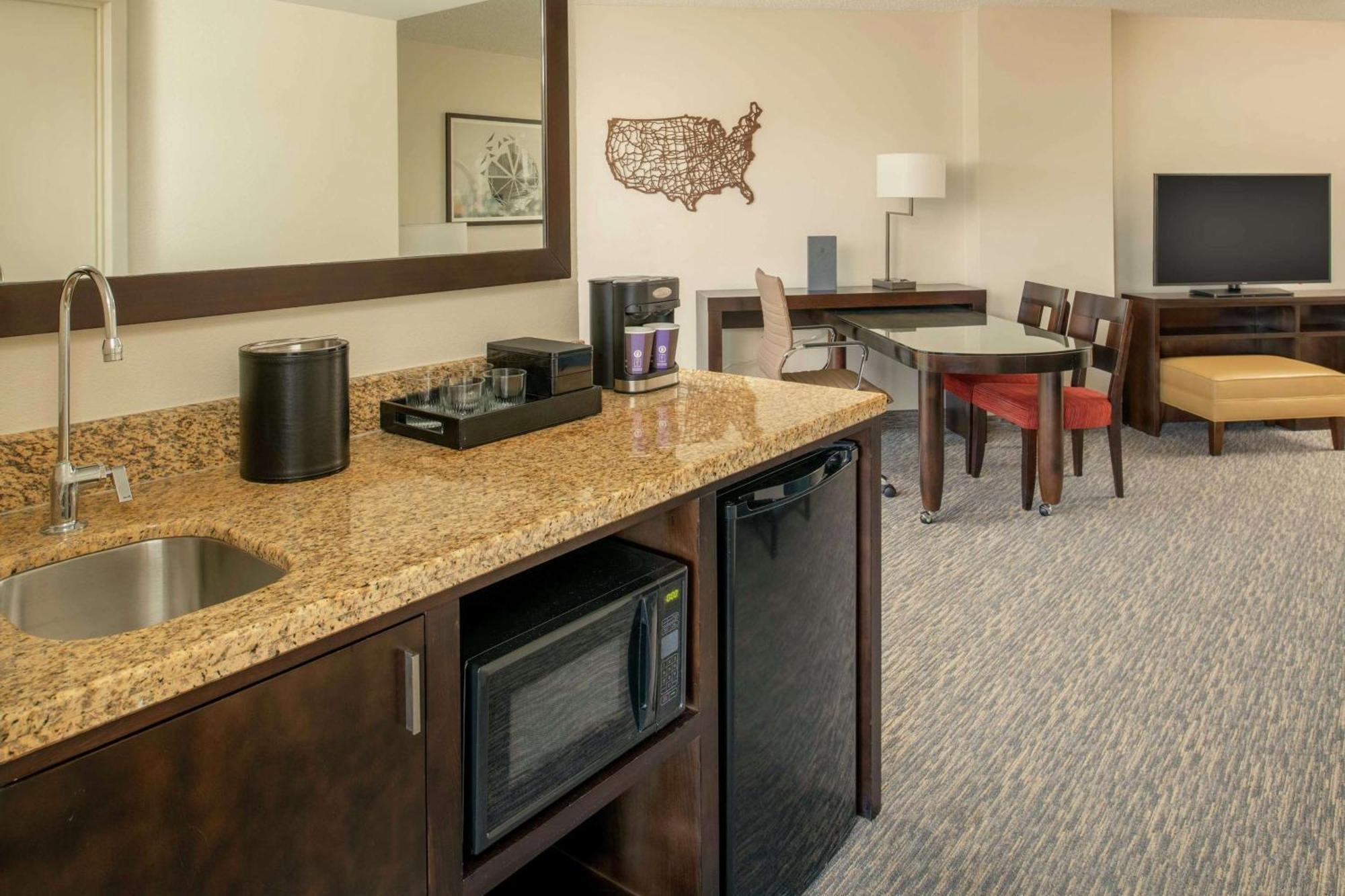 Embassy Suites By Hilton Seattle - Tacoma International Airport Tukwila Esterno foto
