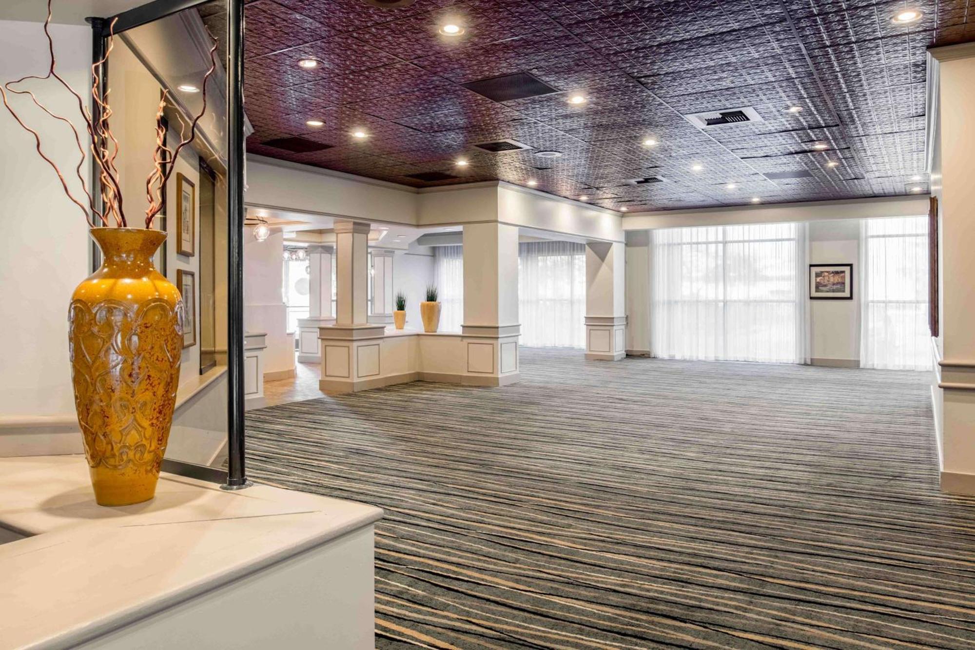 Embassy Suites By Hilton Seattle - Tacoma International Airport Tukwila Esterno foto